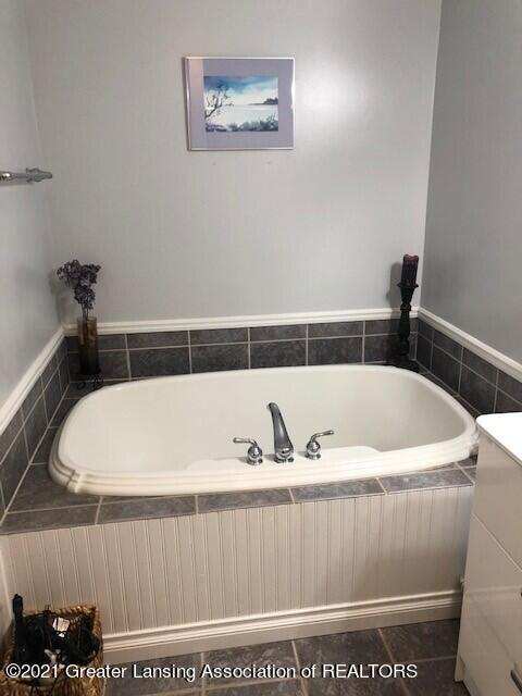 4995 W Cutler Rd, Dewitt, MI 48820 photo 12