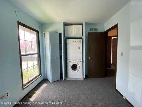 2719 Roundtree Dr, Troy, MI 48083 photo 19