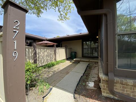 2719 Roundtree Dr, Troy, MI 48083 photo 4