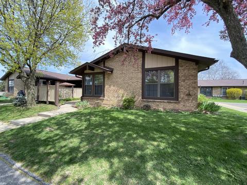 2719 Roundtree Dr, Troy, MI 48083 photo 3