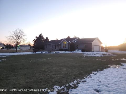 12552 S Wright Rd, Eagle, MI 48822 photo 1