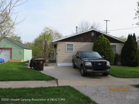 435 E Oak St, Mason, MI 48854 photo 5