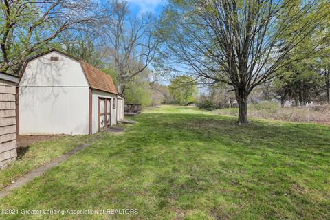 6823 Cooper Rd, Lansing, MI 48911 photo 23