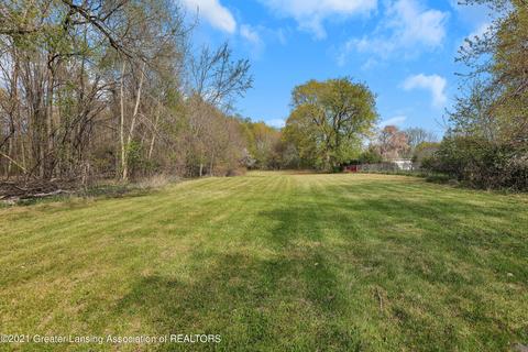 6823 Cooper Rd, Lansing, MI 48911 photo 26