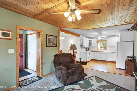 6823 Cooper Rd, Lansing, MI 48911 photo 7