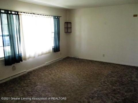 13474 Tucker Dr, Dewitt, MI 48820 photo 8