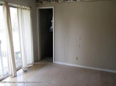13474 Tucker Dr, Dewitt, MI 48820 photo 7