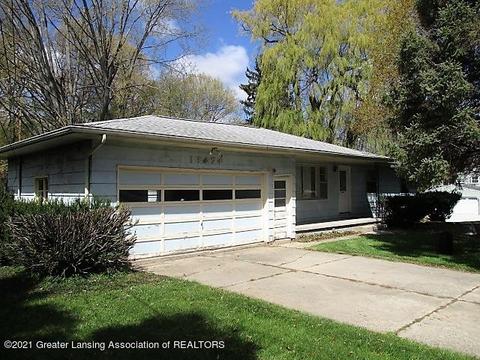 13474 Tucker Dr, Dewitt, MI 48820 photo 2