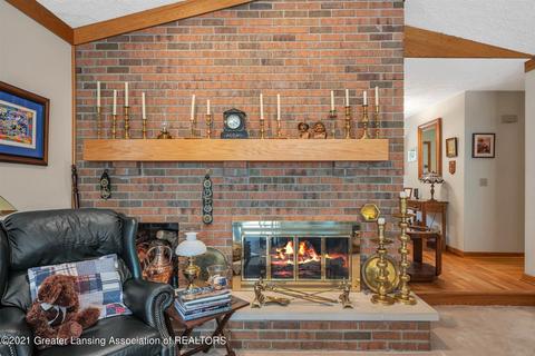 2900 Pine Tree Rd, Lansing, MI 48911 photo 5