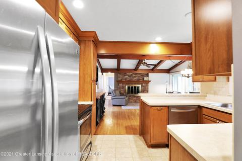 1180 E Twinbrook Dr, Dewitt, MI 48820 photo 7
