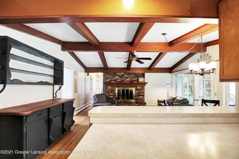 1180 E Twinbrook Dr, Dewitt, MI 48820 photo 8