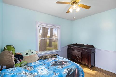6283 Marsh Rd, Haslett, MI 48840 photo 9