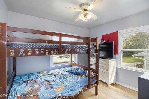 6283 Marsh Rd, Haslett, MI 48840 photo 7