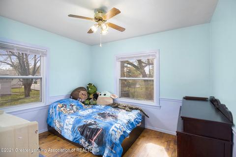 6283 Marsh Rd, Haslett, MI 48840 photo 8