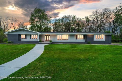 4635 Sequoia Trl, Okemos, MI 48864 photo 1