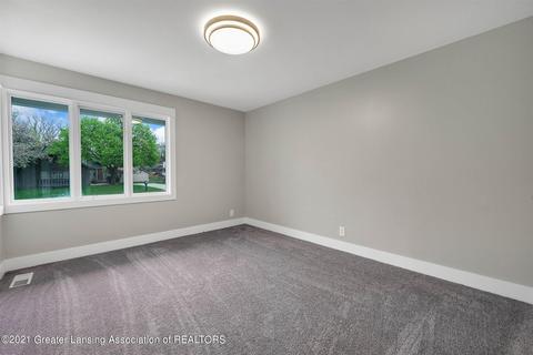 4635 Sequoia Trl, Okemos, MI 48864 photo 24