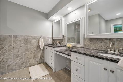 4635 Sequoia Trl, Okemos, MI 48864 photo 32