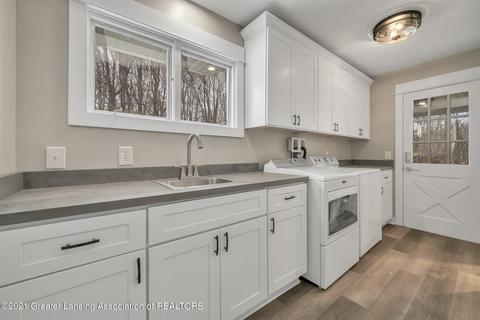 4635 Sequoia Trl, Okemos, MI 48864 photo 22