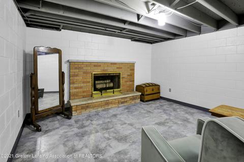 303 Iris Ave, Lansing, MI 48917 photo 18