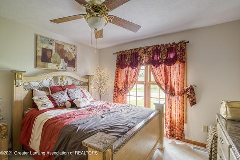 11671 Rachel Ln, Dewitt, MI 48820 photo 19