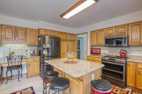 11671 Rachel Ln, Dewitt, MI 48820 photo 8