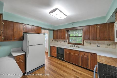 11199 Eden Trl, Eagle, MI 48822 photo 10