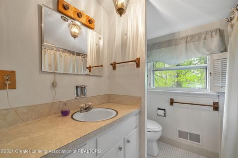 11199 Eden Trl, Eagle, MI 48822 photo 25