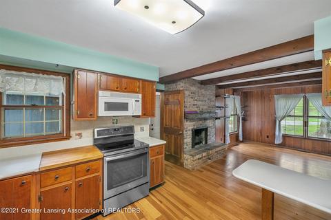 11199 Eden Trl, Eagle, MI 48822 photo 13