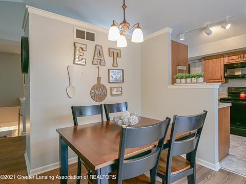 1202 Redpole, Dewitt, MI 48820 photo 7
