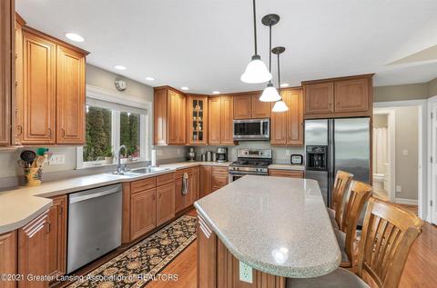 15321 Classic Dr, Bath, MI 48808 photo 17