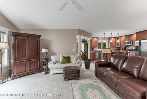 15321 Classic Dr, Bath, MI 48808 photo 8