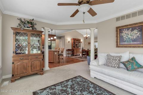 15321 Classic Dr, Bath, MI 48808 photo 12