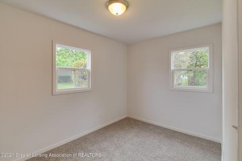 811 E Harris St, Lansing, MI 48906 photo 14