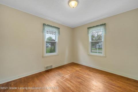 608 Clement Rd, Lansing, MI 48917 photo 20