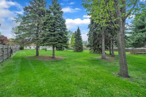 608 Clement Rd, Lansing, MI 48917 photo 29