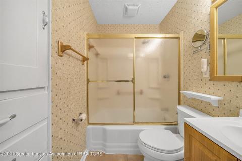 608 Clement Rd, Lansing, MI 48917 photo 18
