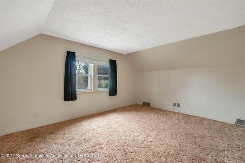 608 Clement Rd, Lansing, MI 48917 photo 22