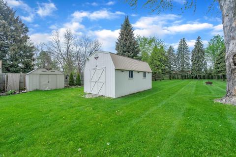 608 Clement Rd, Lansing, MI 48917 photo 28