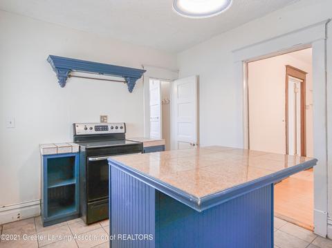 112 W Maple St, Lansing, MI 48906 photo 16