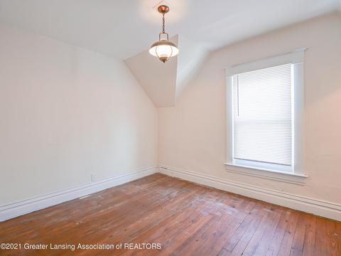 112 W Maple St, Lansing, MI 48906 photo 27