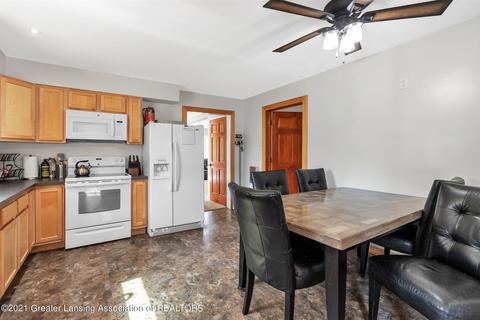 3776 E Round Lake Rd, Dewitt, MI 48820 photo 16