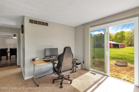 3776 E Round Lake Rd, Dewitt, MI 48820 photo 15