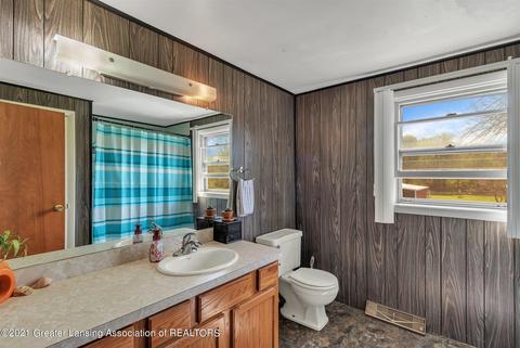 3776 E Round Lake Rd, Dewitt, MI 48820 photo 32