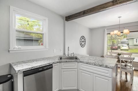 2011 Forest Ave, Lansing, MI 48910 photo 12