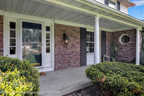 3225 Tecumseh River Rd, Lansing, MI 48906 photo 3