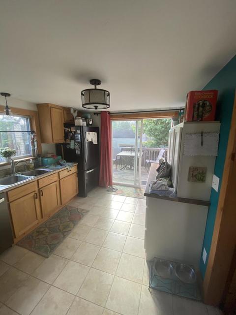 407 Strathmore Rd, Lansing, MI 48910 photo 6