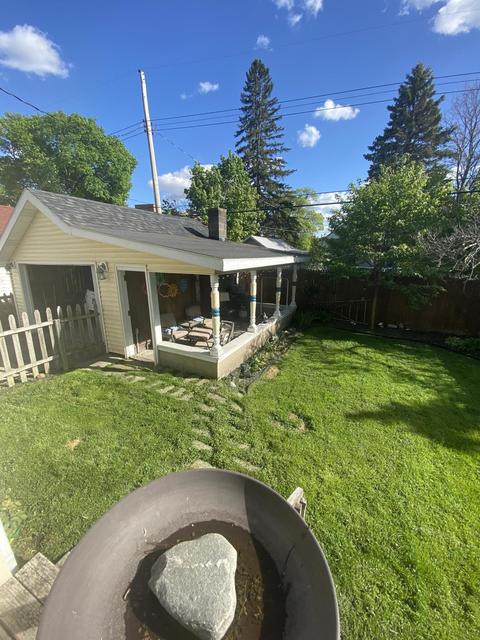 407 Strathmore Rd, Lansing, MI 48910 photo 3