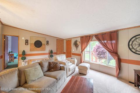 9546 Bond Rd, Dewitt, MI 48820 photo 10