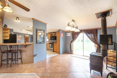 9546 Bond Rd, Dewitt, MI 48820 photo 9