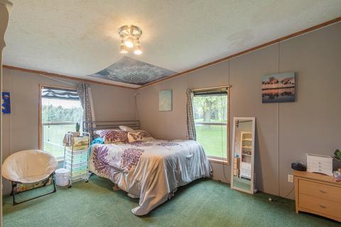 9546 Bond Rd, Dewitt, MI 48820 photo 21